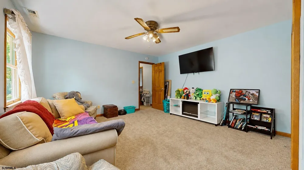 167 Asbury Road Egg Harbor Township, NJ 08234