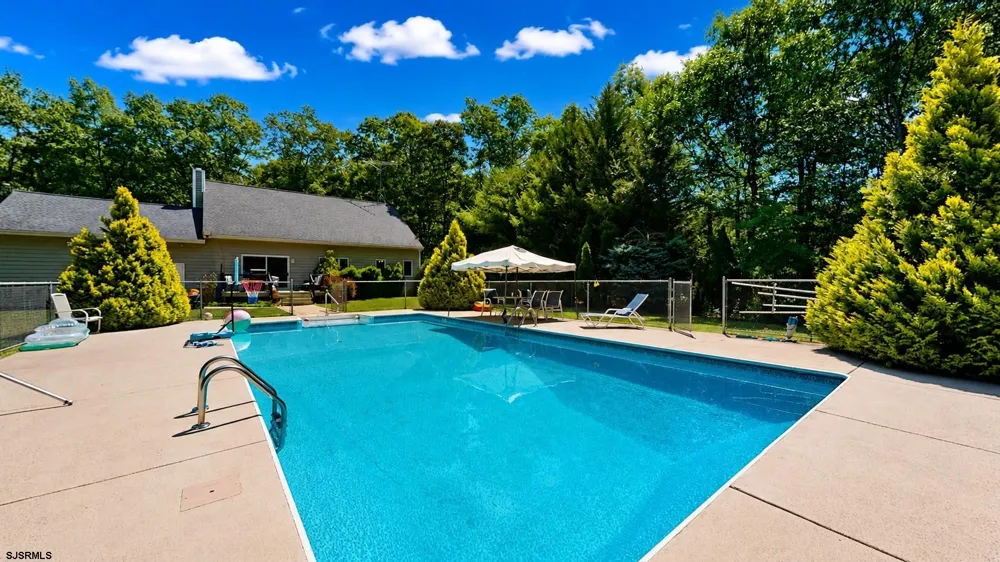167 Asbury Road Egg Harbor Township, NJ 08234