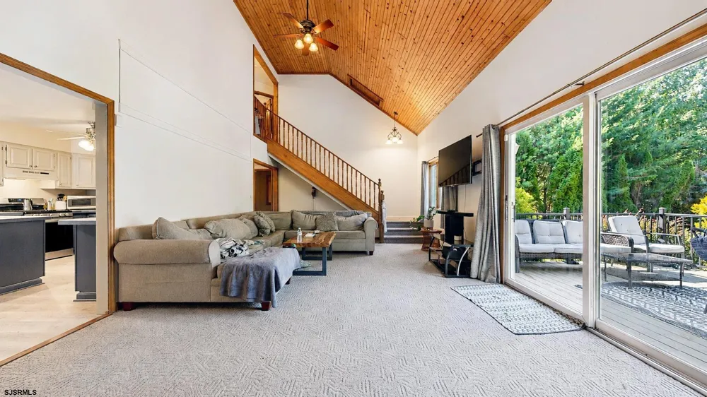 167 Asbury Road Egg Harbor Township, NJ 08234