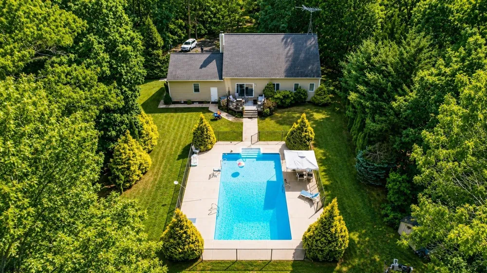 167 Asbury Road Egg Harbor Township, NJ 08234