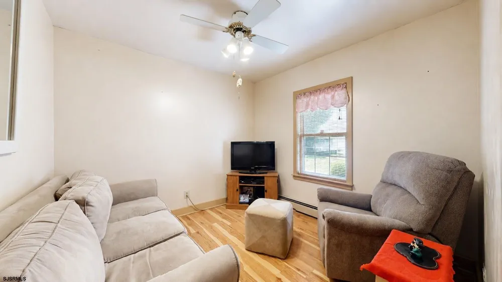 127 W Pierson Avenue Somers Point, NJ 08244