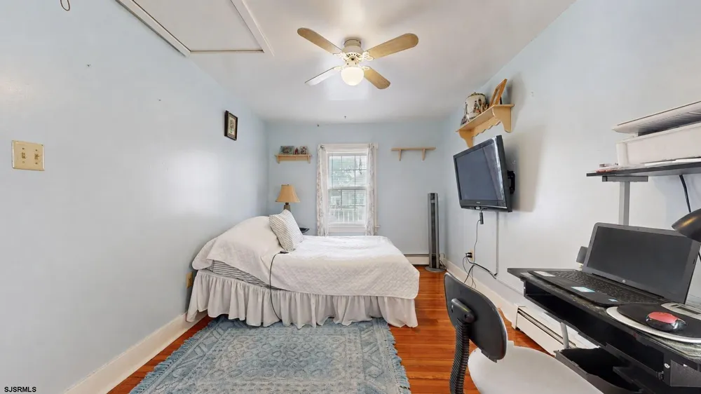127 W Pierson Avenue Somers Point, NJ 08244