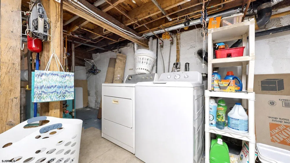 127 W Pierson Avenue Somers Point, NJ 08244