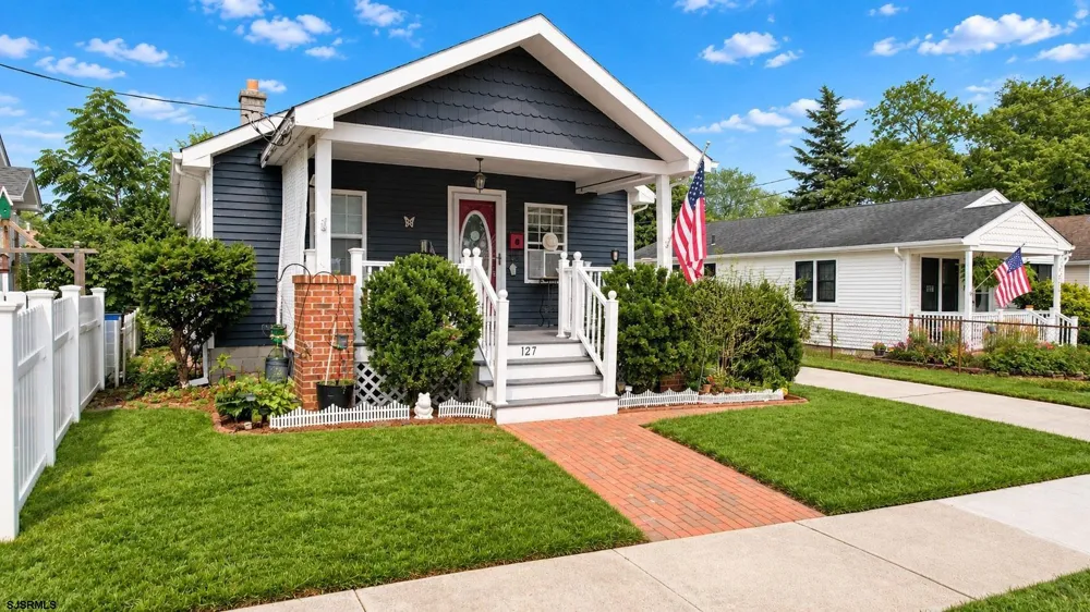 127 W Pierson Avenue Somers Point, NJ 08244