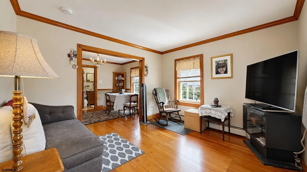127 W Pierson Avenue Somers Point, NJ 08244