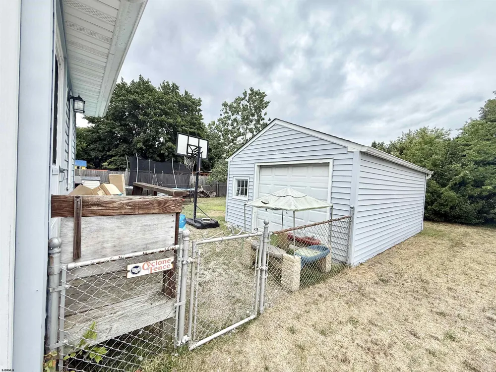 36 MAGNOLIA PLACE Pleasantville, NJ 08232