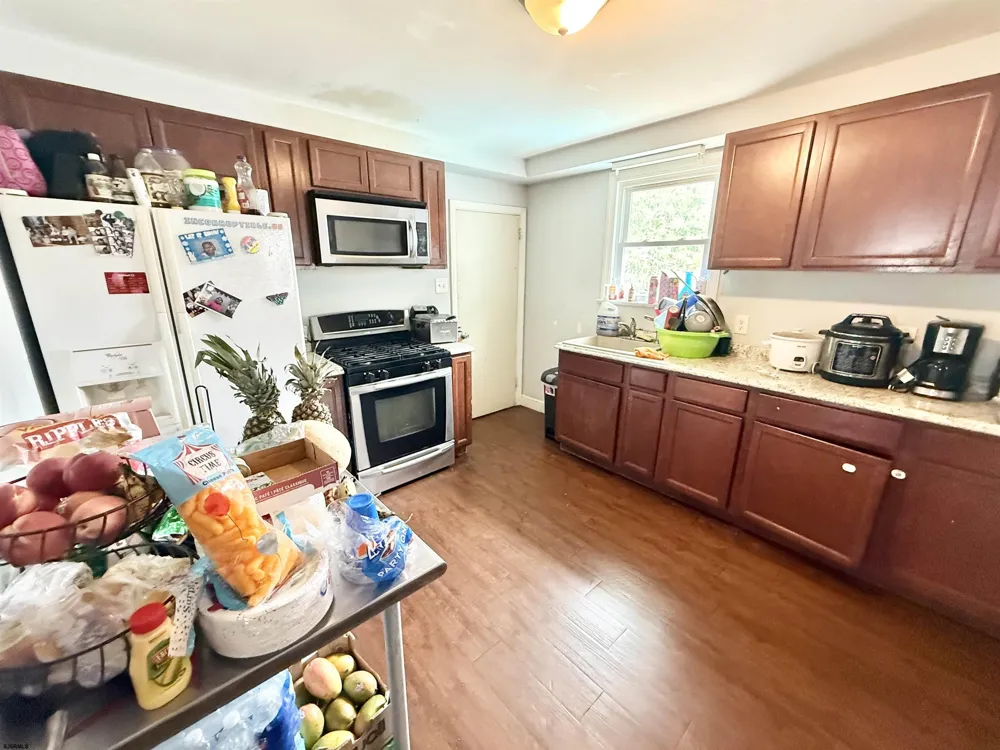 36 MAGNOLIA PLACE Pleasantville, NJ 08232