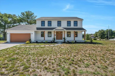 2823 Schooner Ln