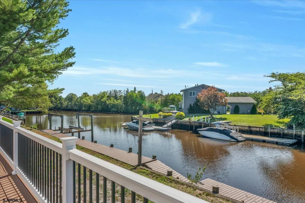 2823 Schooner Ln Hammonton, NJ 08037