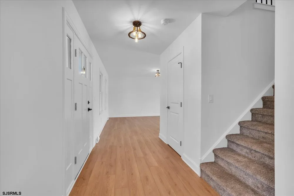 2823 Schooner Ln Hammonton, NJ 08037