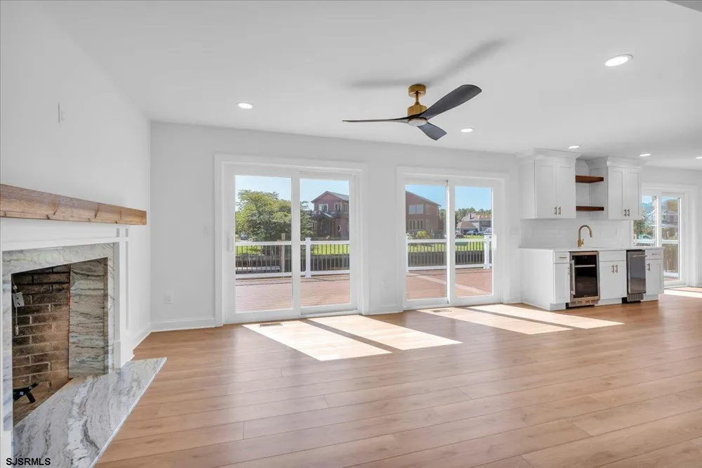 2823 Schooner Ln Hammonton, NJ 08037