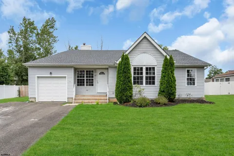 114 Oneida Lake Dr