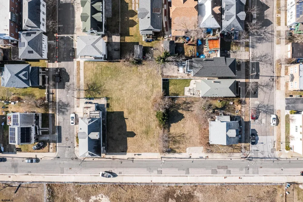 442 N Massachusetts Ave Atlantic City, NJ 08401