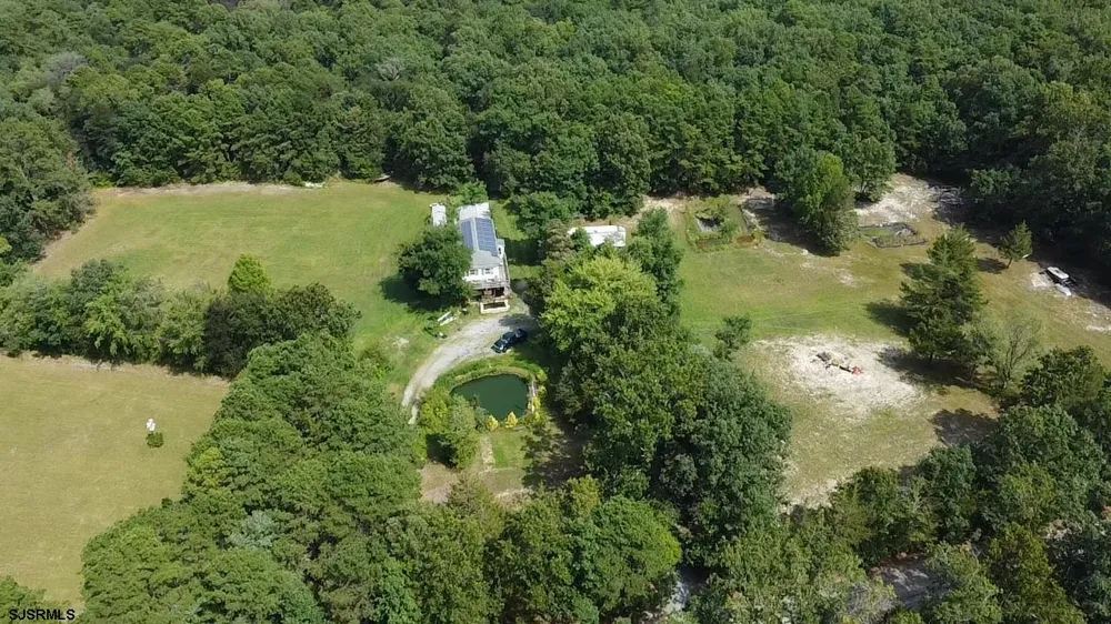 6141 Harley Ave Hamilton Township, NJ 08330