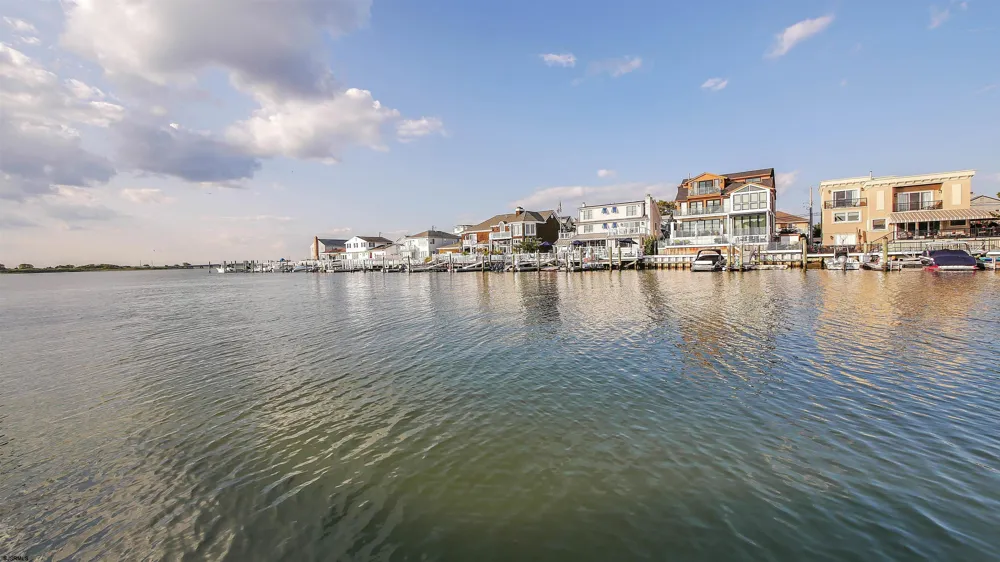 429 N Pembroke Ave Margate, NJ 08402