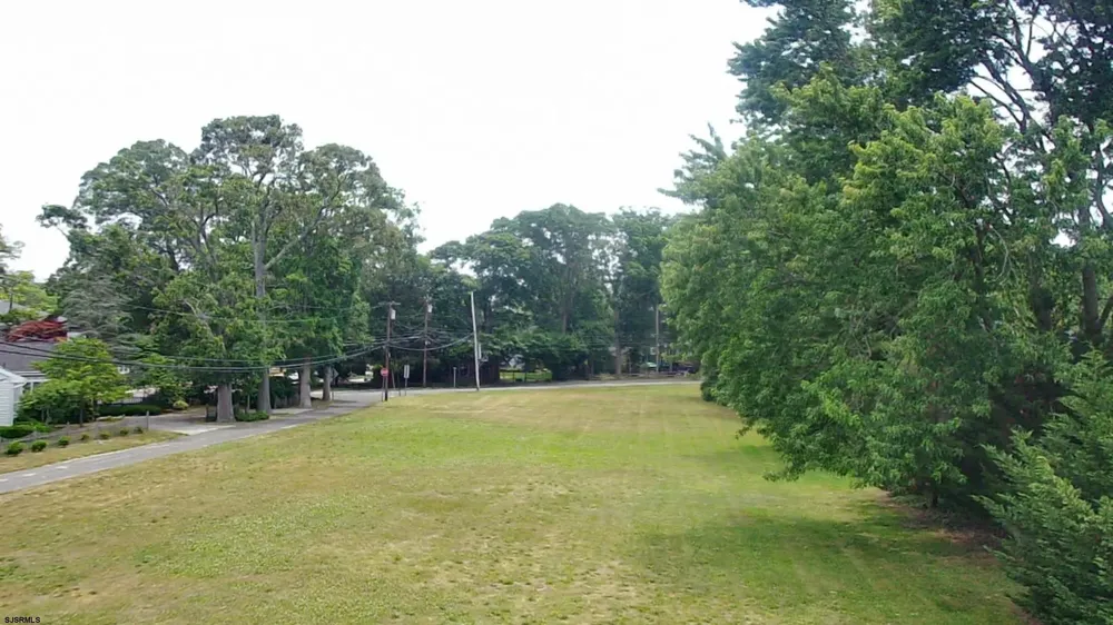 407 edna Ave Linwood, NJ 08221