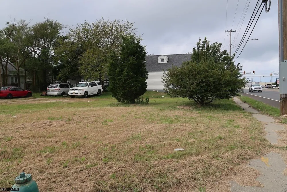 7053 Black Horse pike Pike Pleasantville, NJ 08232