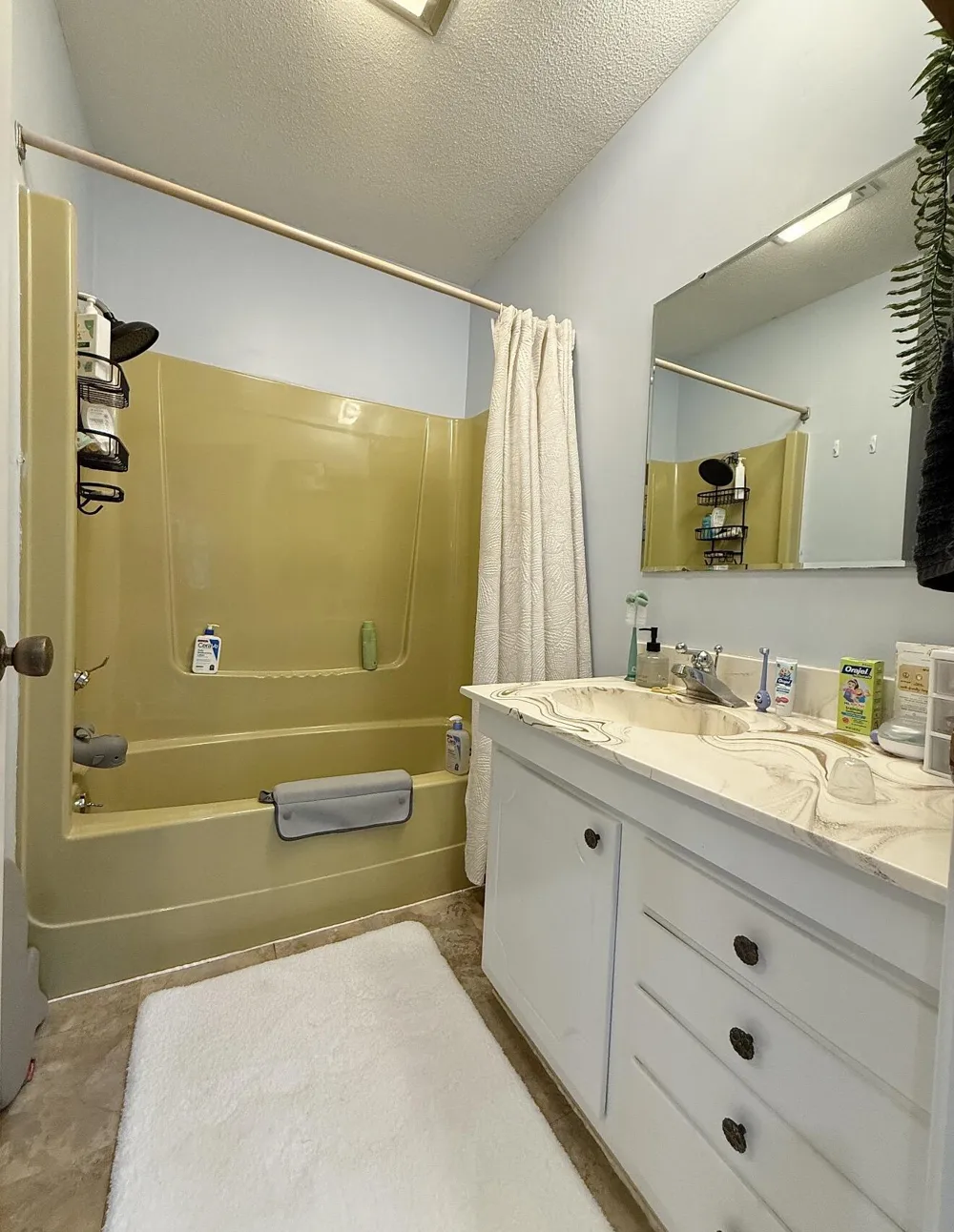 2727 S Lakeshore Drive #F23 St. Joseph, MI 49085