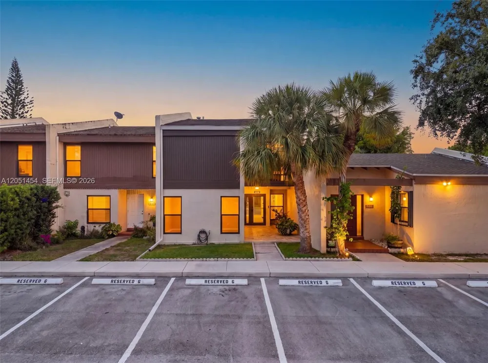 9260 NW 16th St ##9260 Pembroke Pines, FL 33024