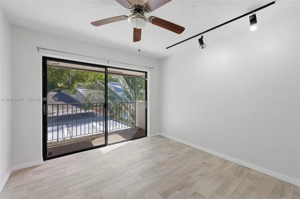 6929 SW 38th St #2-L Miramar, FL 33023