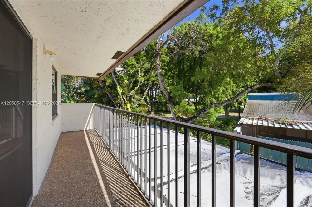 6929 SW 38th St #2-L Miramar, FL 33023