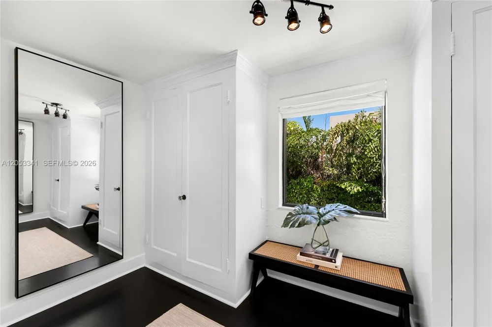 4430 Alton Rd Miami Beach, FL 33140
