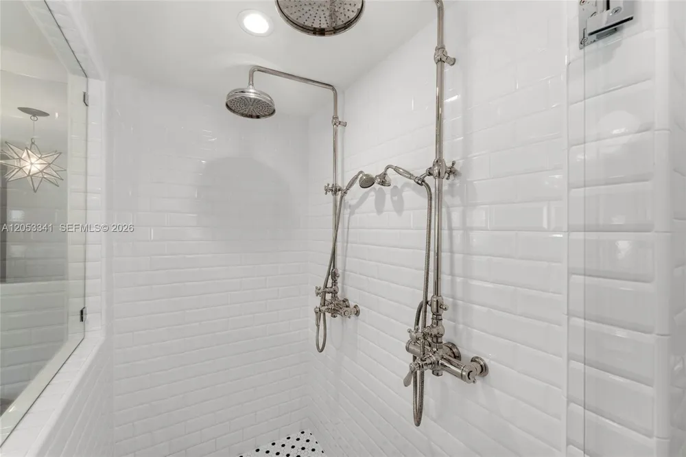 4430 Alton Rd Miami Beach, FL 33140