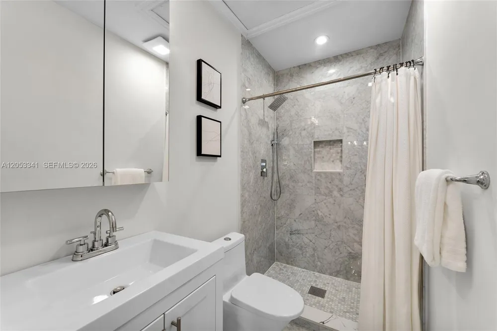 4430 Alton Rd Miami Beach, FL 33140