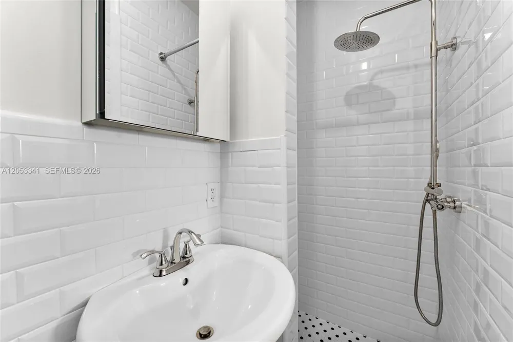 4430 Alton Rd Miami Beach, FL 33140