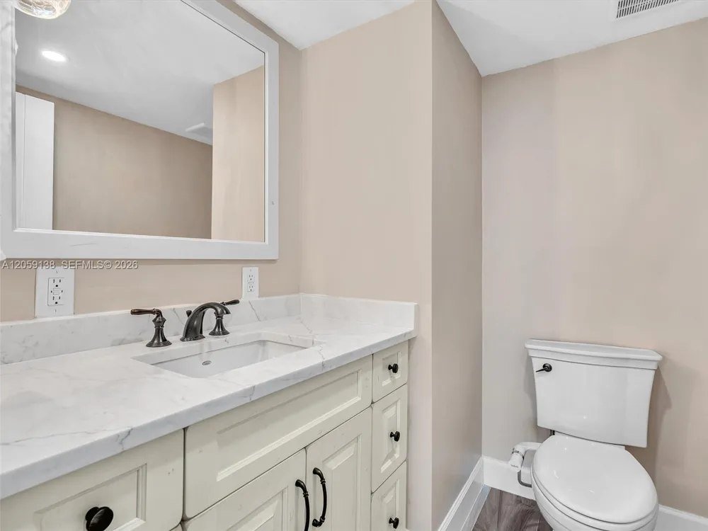 1201 S Ocean Dr #802S Hollywood, FL 33019