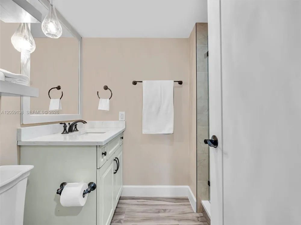 1201 S Ocean Dr #802S Hollywood, FL 33019