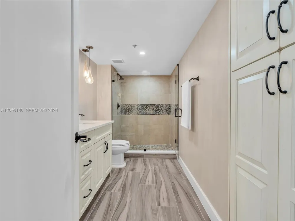 1201 S Ocean Dr #802S Hollywood, FL 33019