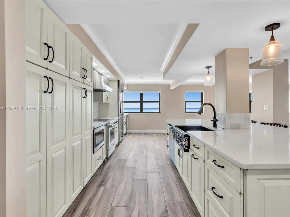 1201 S Ocean Dr #802S Hollywood, FL 33019
