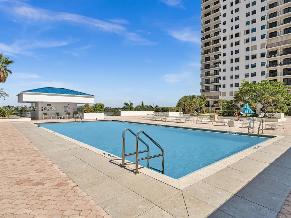 1201 S Ocean Dr #802S Hollywood, FL 33019