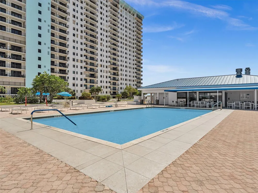 1201 S Ocean Dr #802S Hollywood, FL 33019