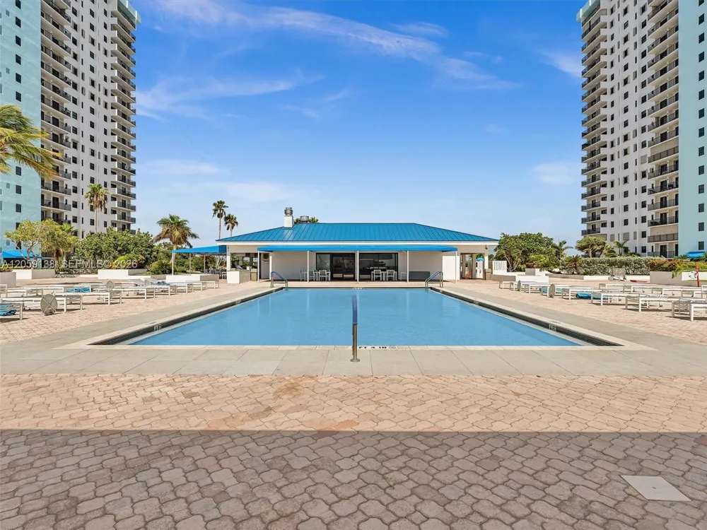 1201 S Ocean Dr #802S Hollywood, FL 33019