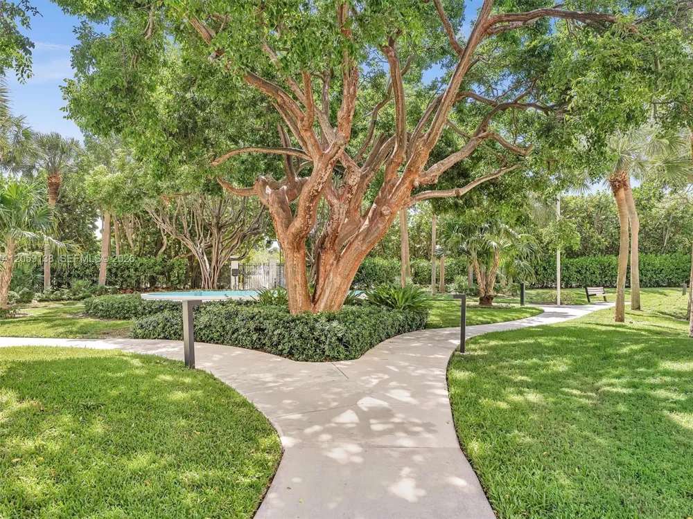 1201 S Ocean Dr #802S Hollywood, FL 33019
