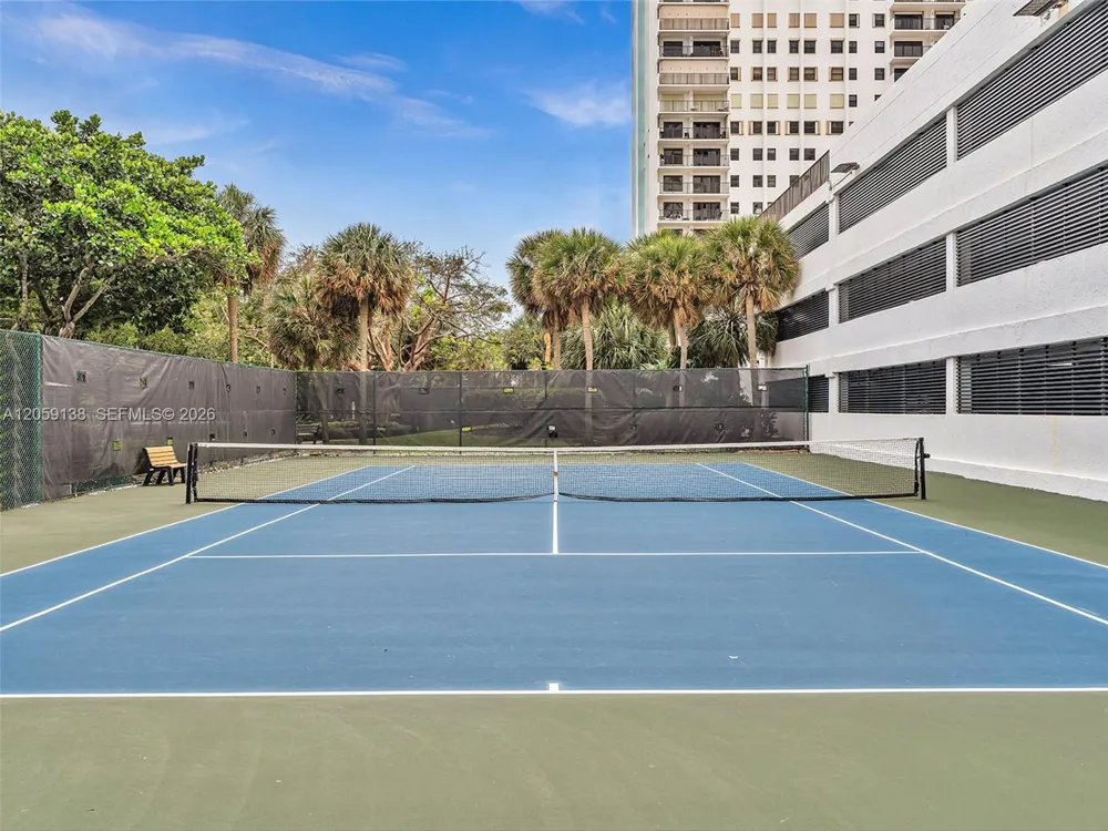 1201 S Ocean Dr #802S Hollywood, FL 33019