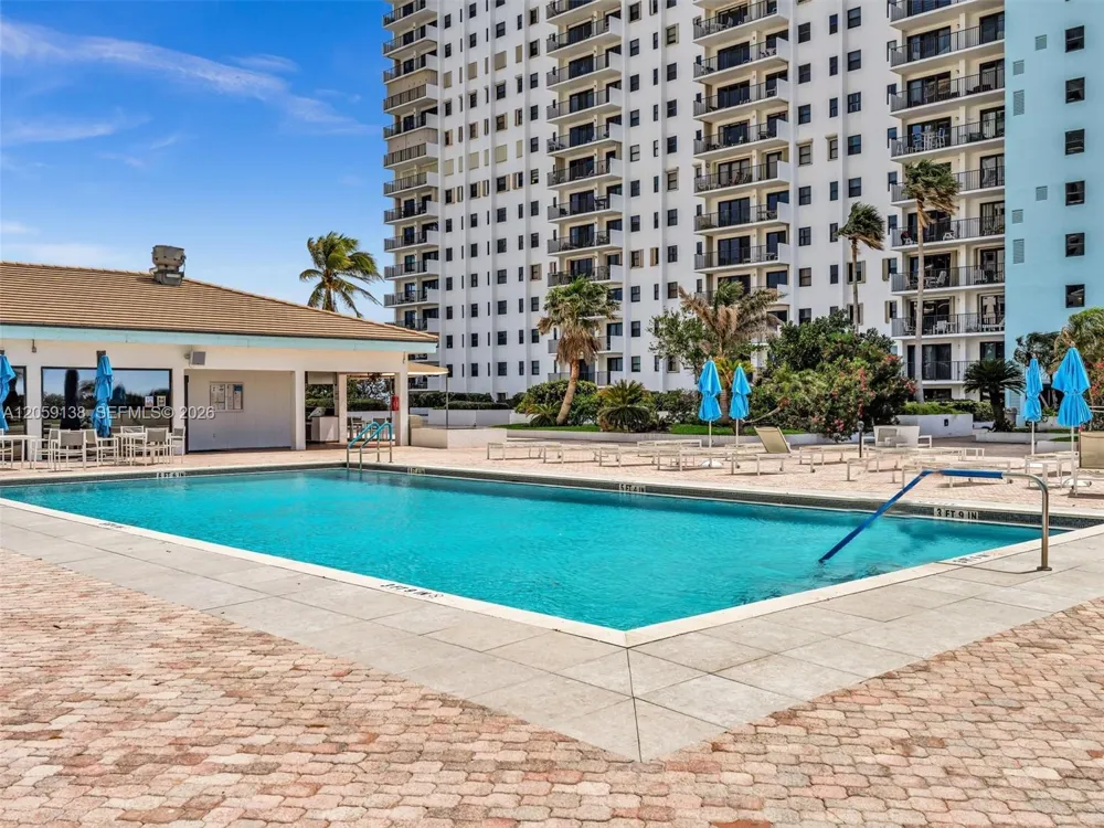 1201 S Ocean Dr #802S Hollywood, FL 33019