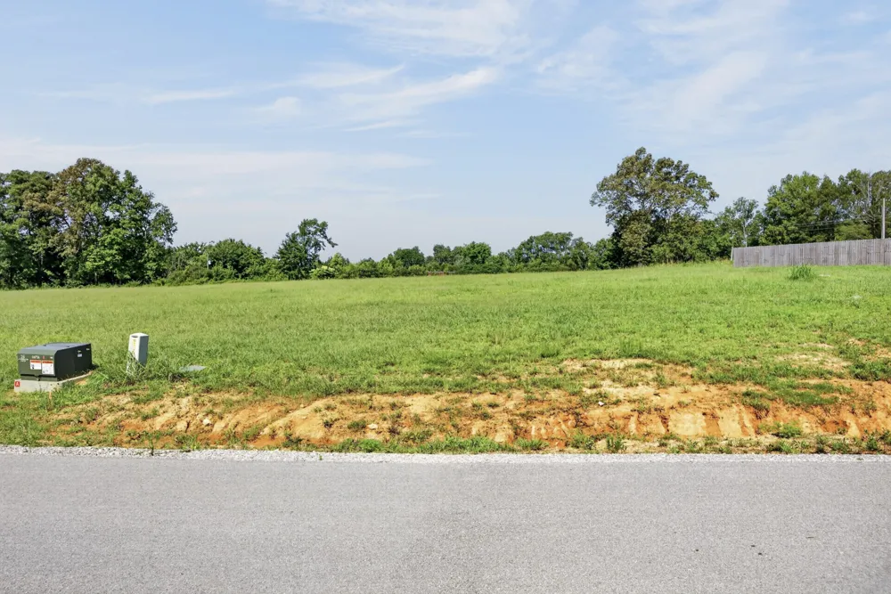 1411 Anna Maria Ln Cookeville, TN 38501