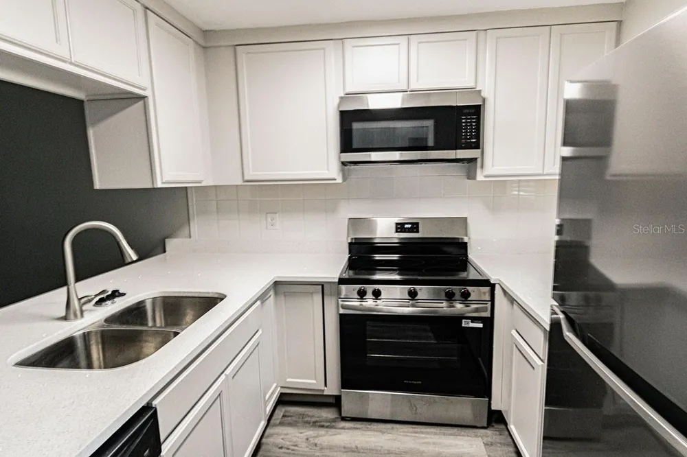 39132 COUNTY ROAD 54 #2172 Zephyrhills, FL 33542