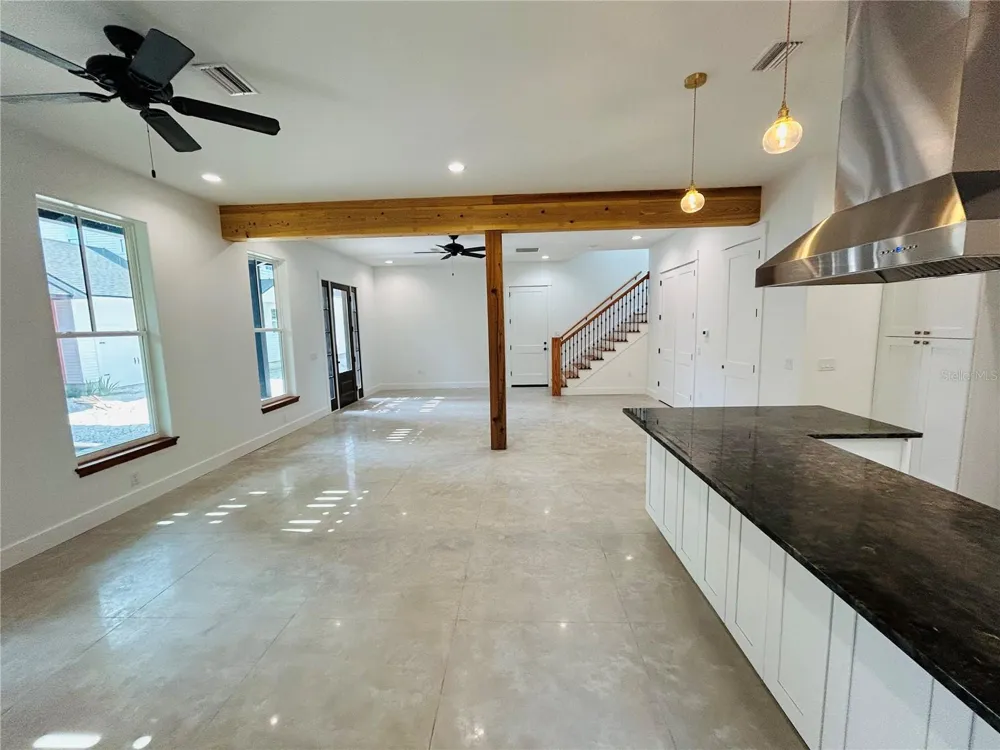 296 NW 12TH AVENUE Gainesville, FL 32601