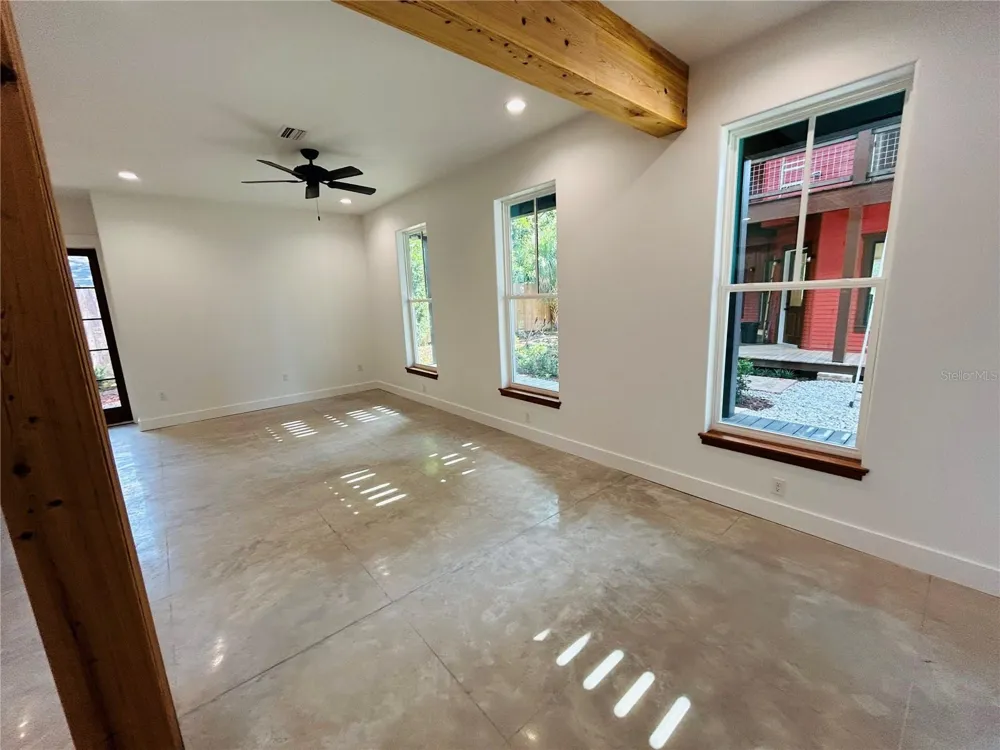 296 NW 12TH AVENUE Gainesville, FL 32601