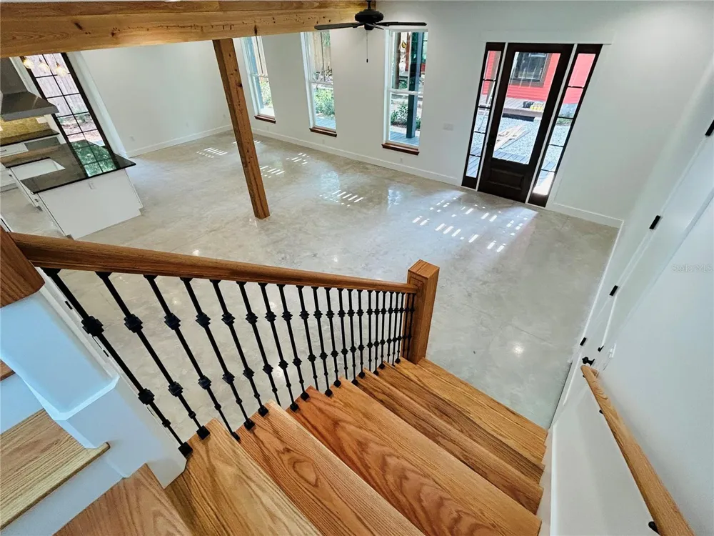296 NW 12TH AVENUE Gainesville, FL 32601