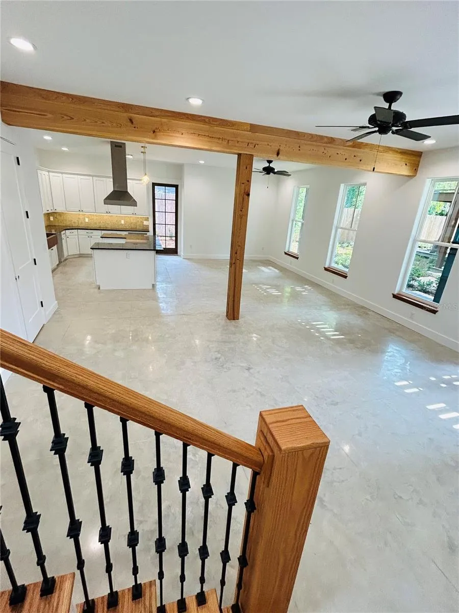 296 NW 12TH AVENUE Gainesville, FL 32601