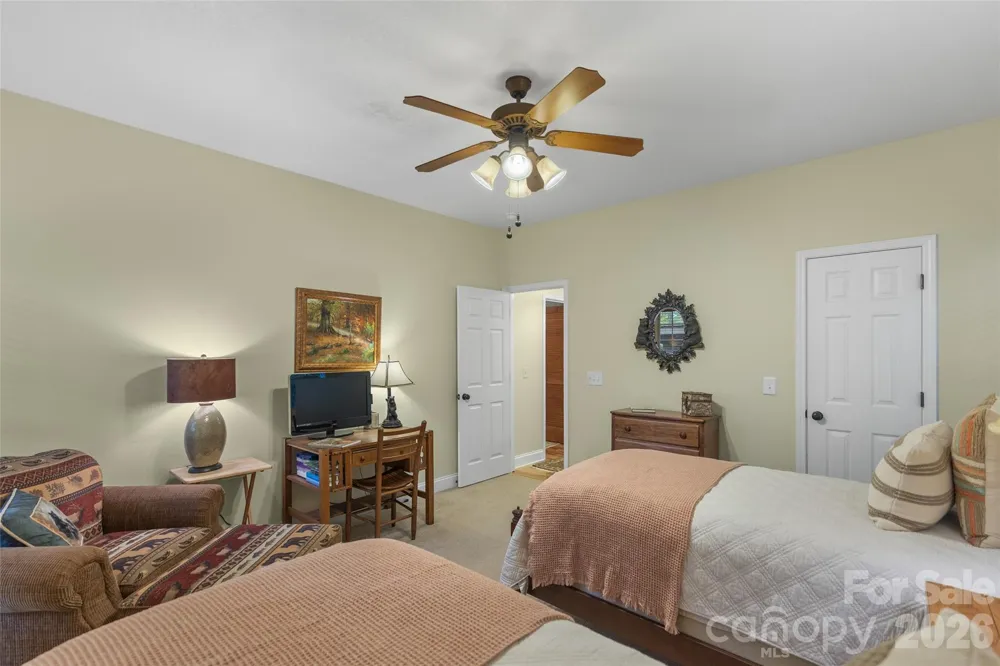 141 Dolly Lane Highlands, NC 28741