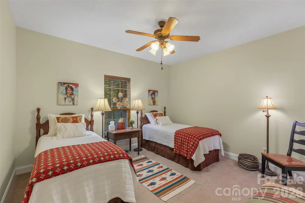 141 Dolly Lane Highlands, NC 28741