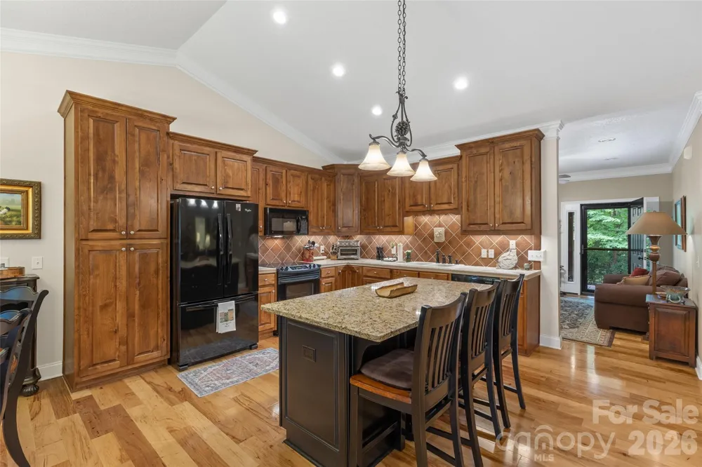 141 Dolly Lane Highlands, NC 28741