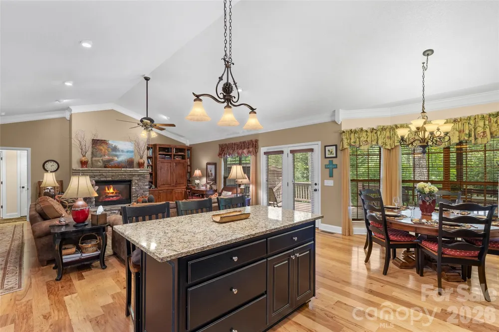 141 Dolly Lane Highlands, NC 28741
