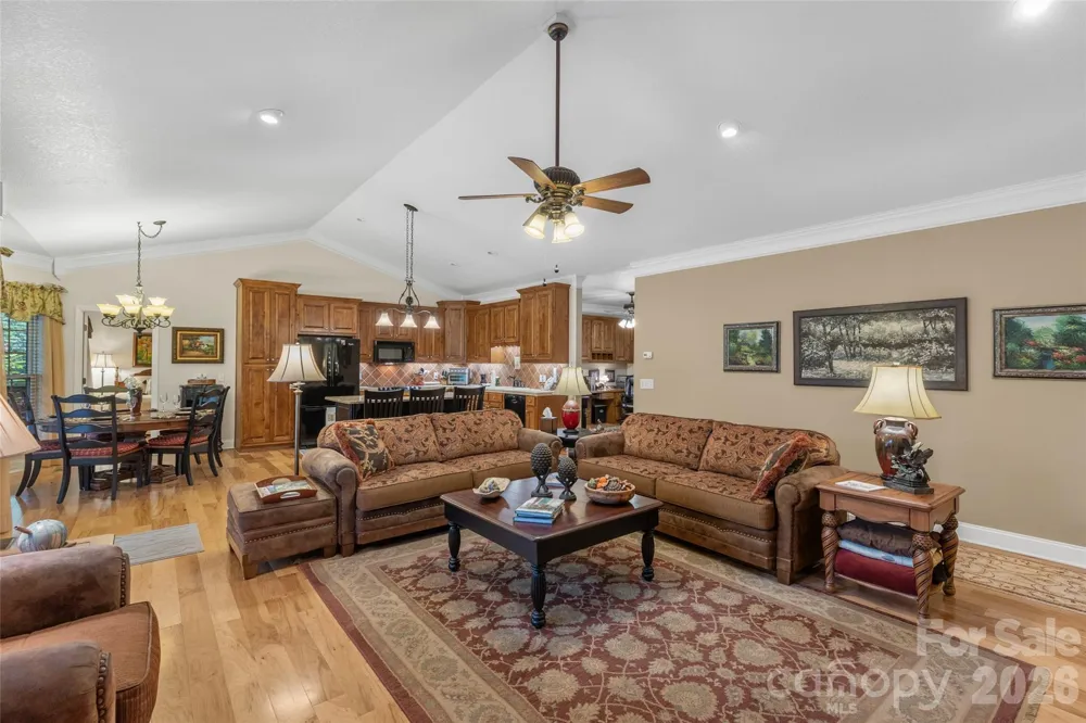 141 Dolly Lane Highlands, NC 28741